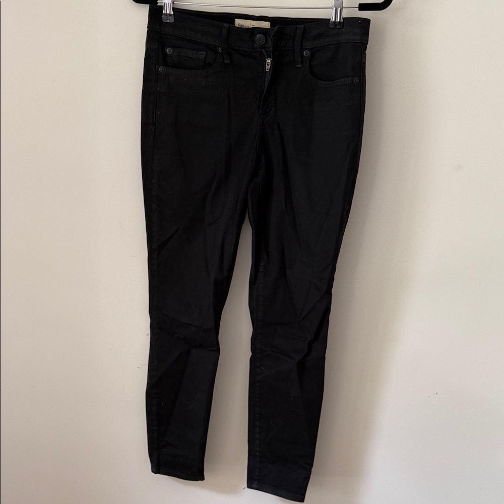 GAP Women's Black Skinny Jeans